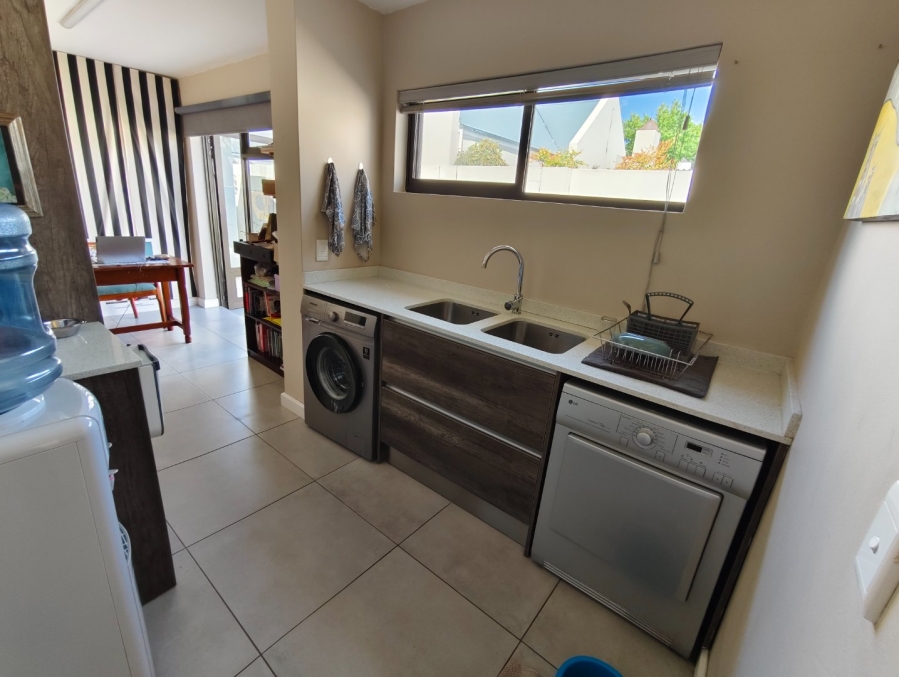 3 Bedroom Property for Sale in Berg En Dal Western Cape